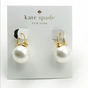 New Kate Spade Cream shine on stylish pearl earring
